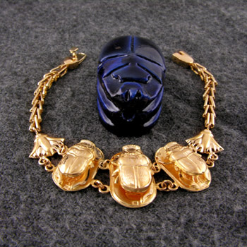 18K solid gold  Scarabs with lotus flowers bracelet