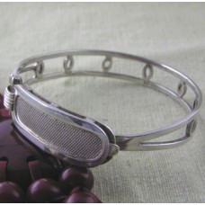 Personalized Notched cartouche bracelet